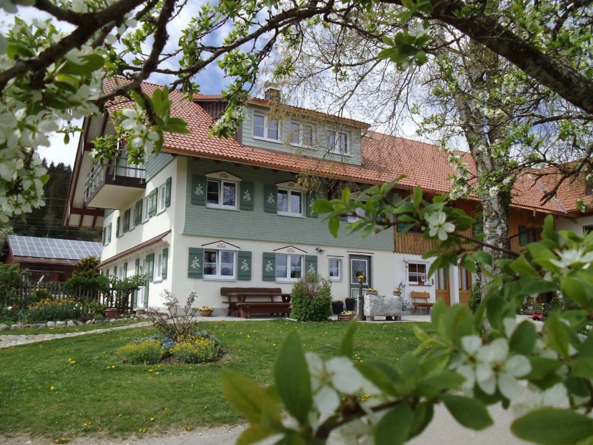 Rosenhof Bed & Breakfast อิสนี อิม อัลล์กอย ภายนอก รูปภาพ